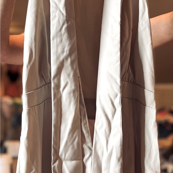 INA FASHION - SLEEVELESS MOCK NECK JUMPSUIT - Picture 4 of 5